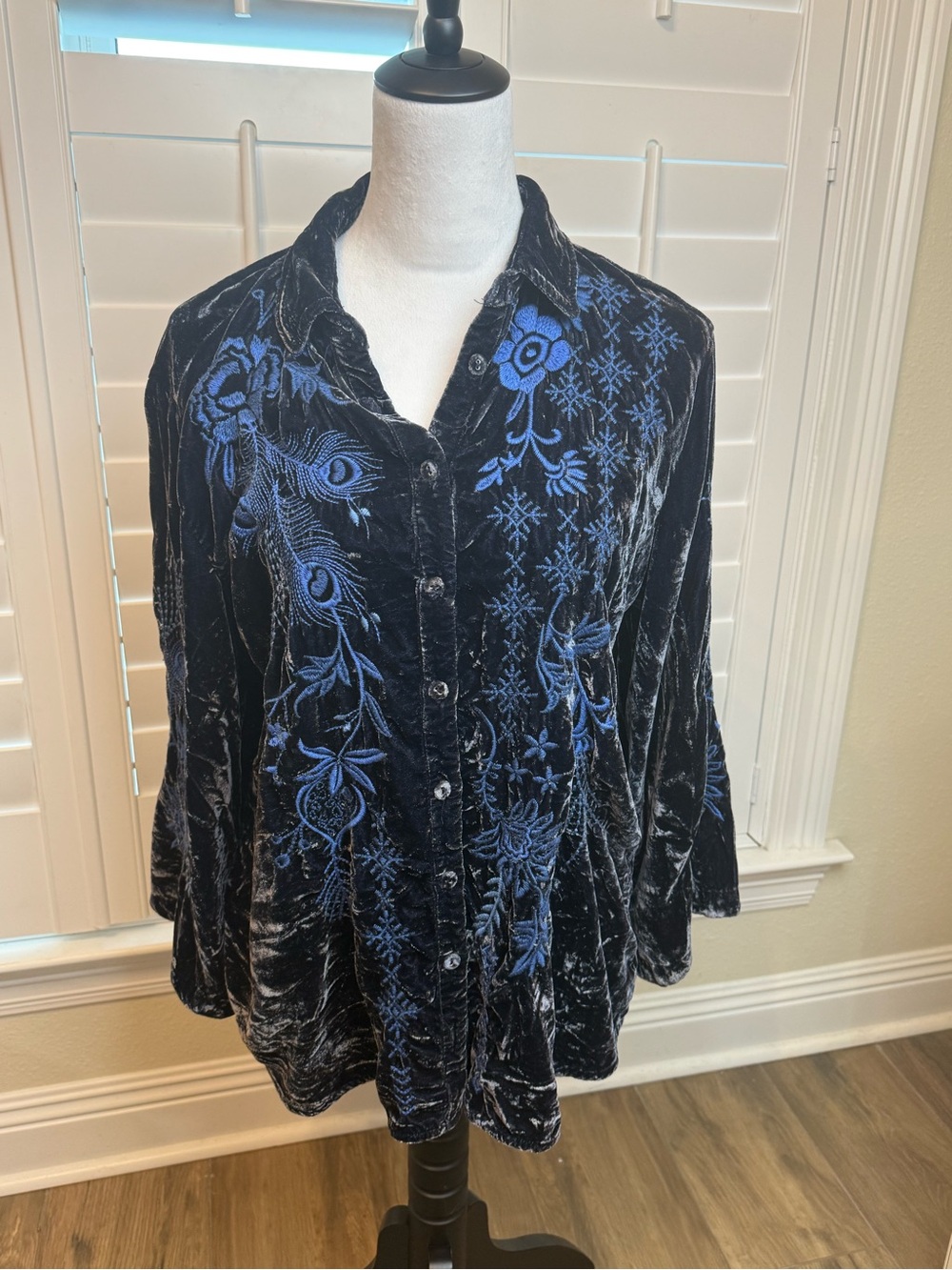 Johnny Was Azure Velvet embroidered button up shirt